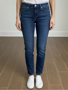 STS Blue dark wash blue jeans size 6 Short size 28S cotton spandex ankle skinny